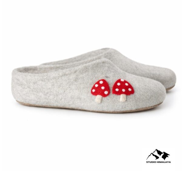 Felt Shoes with Design